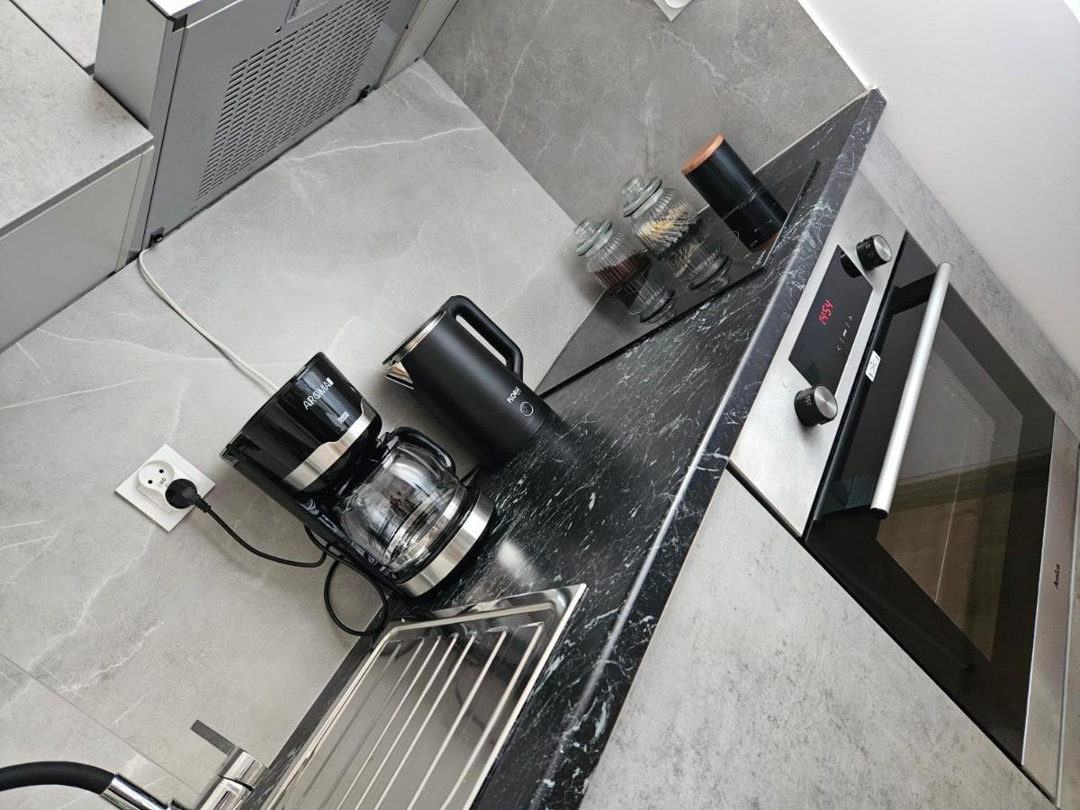 Apartamenty Koktajlove Келце Екстериор снимка